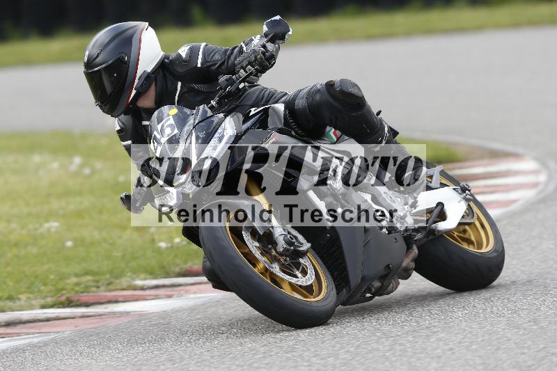 Archiv-2025/09 22.04.2025 Cornu Master School ADR/rot-rouge/46